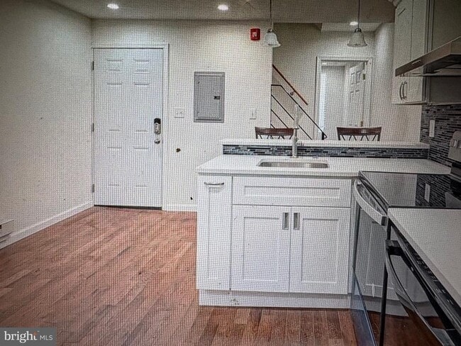 Building Photo - 1929 N 9th St