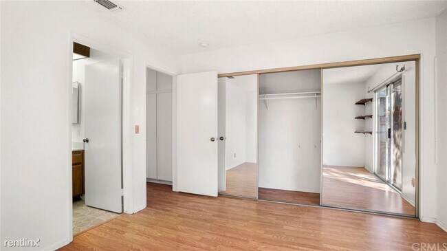 Building Photo - 3 br, 2 bath House - 27991 Clifton St