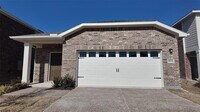 Building Photo - 2105 Burnwood St