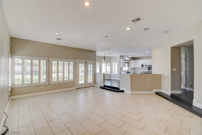 Building Photo - 8623 Golden Canyon Rd