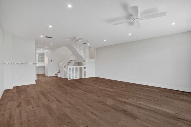 Building Photo - 21382 Marina Cove Cir