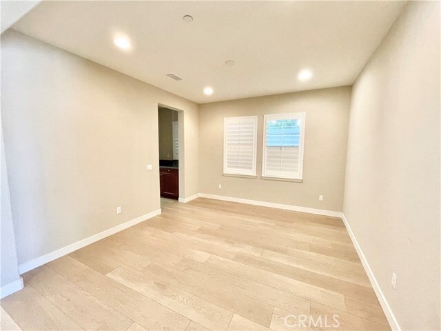 Building Photo - 6430 Sheffield St