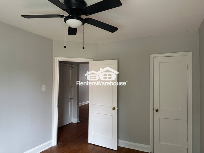 Building Photo - 6103 Chinquapin Pkwy