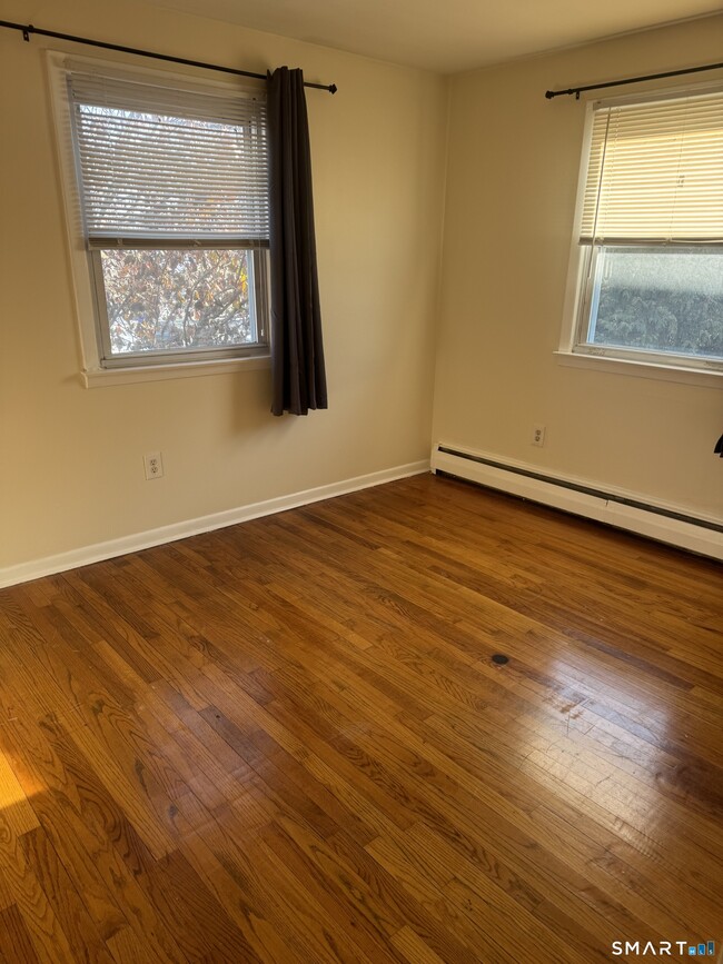 Building Photo - 855 Black Rock Tpke