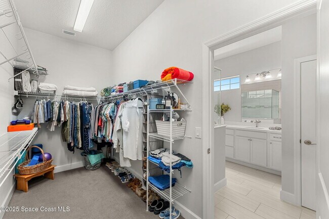 Building Photo - 7969 Cache Crk Ln