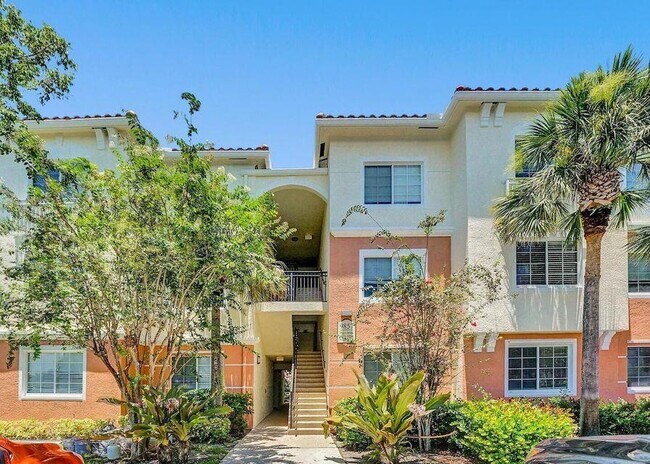 Building Photo - 9857 Baywinds Blvd