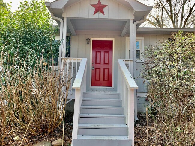 Building Photo - Hiram Rental