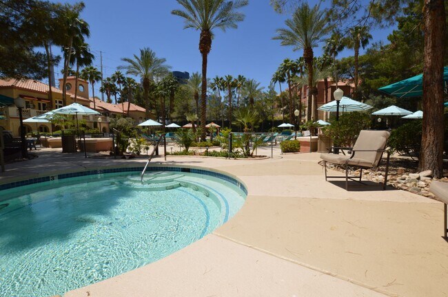 Building Photo - Meridian - Newly Remodeled Luxury Condo Re...