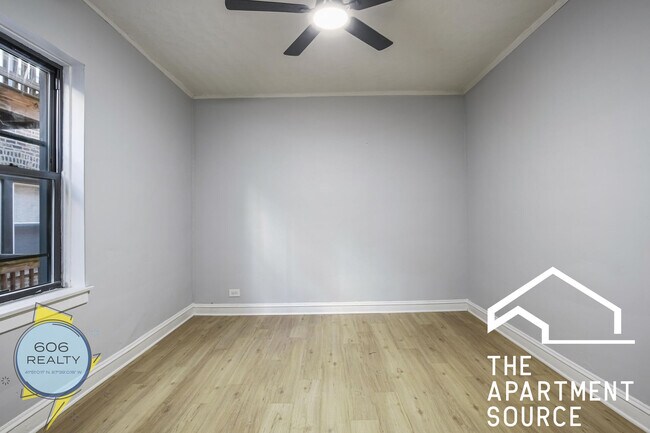 Building Photo - 5244.5 S Drexel Ave