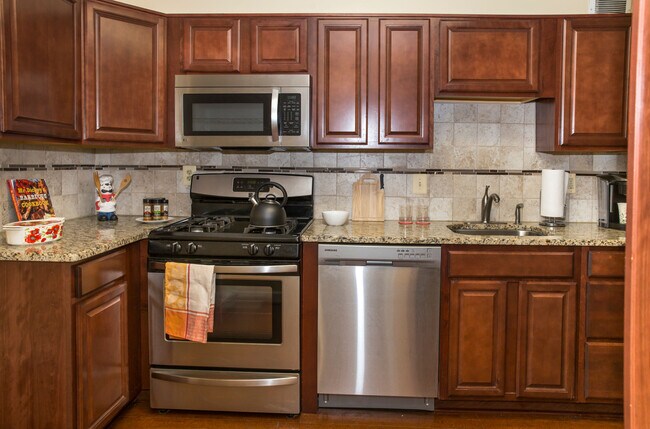 Kitchen - 11801 Rockville Pike