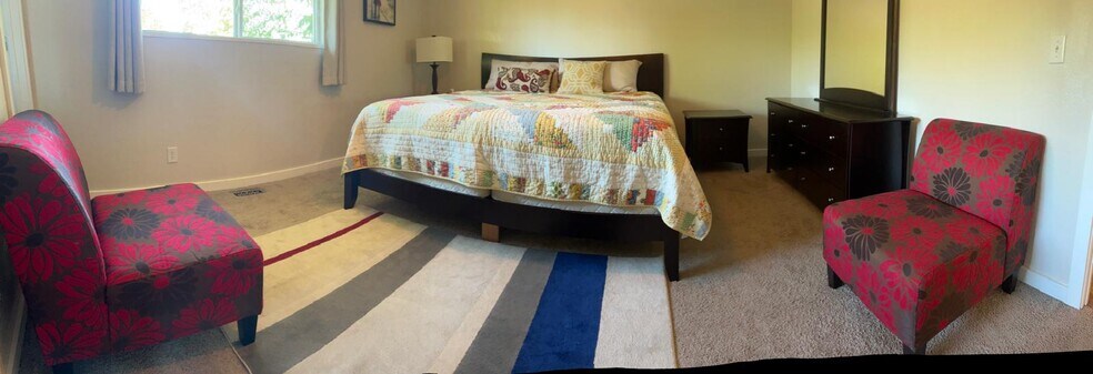 Master Bedroom - 913 92nd St SE
