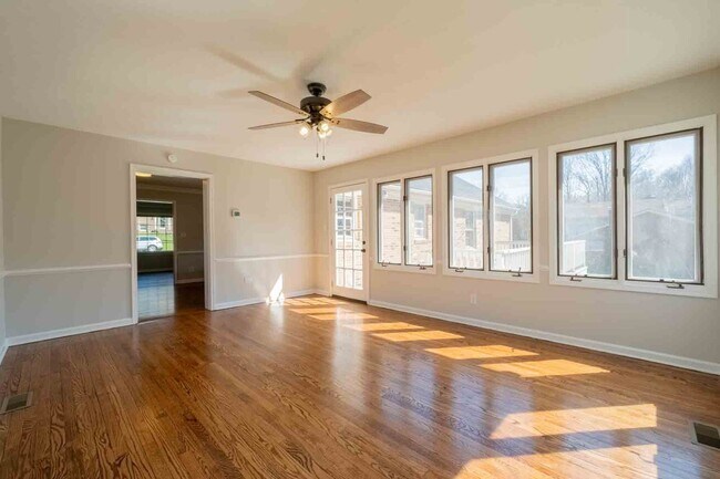 Building Photo - 123 Temple Cir