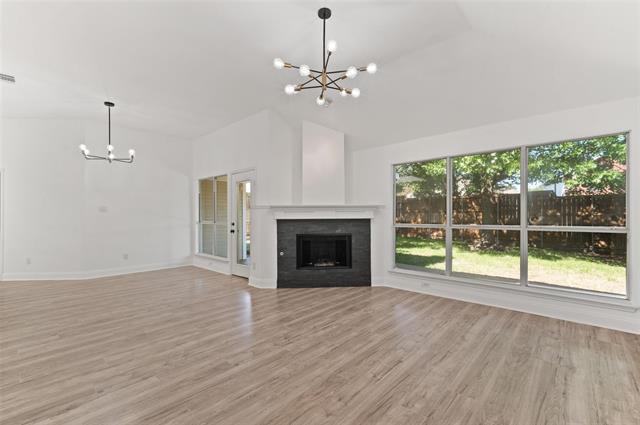 Building Photo - 5919 Vista Glen Ln