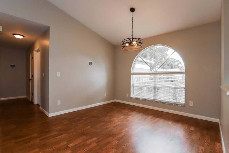 Building Photo - 1826 Citrus Orchard Way