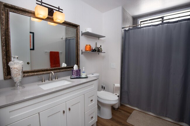 Building Photo - 67421 Toltec Ct