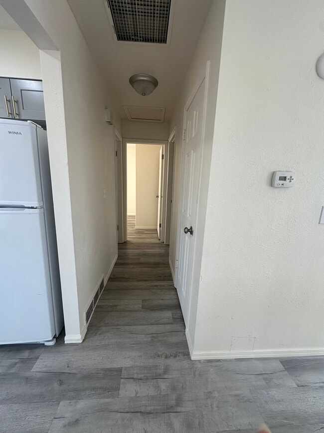 Building Photo - Bi-level duplex in Wheat Ridge