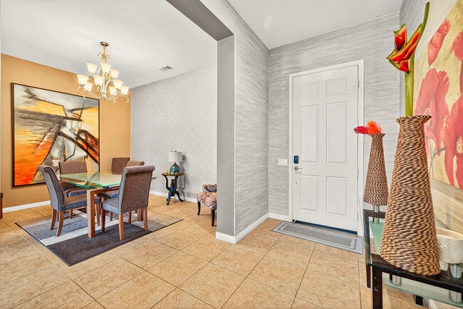 Building Photo - 35831 Raphael Dr