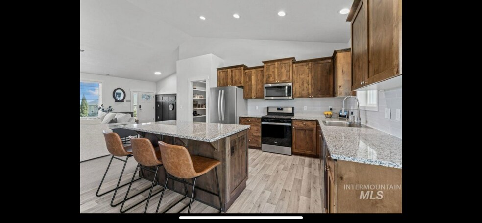 Building Photo - 22205 Aura Vista Way