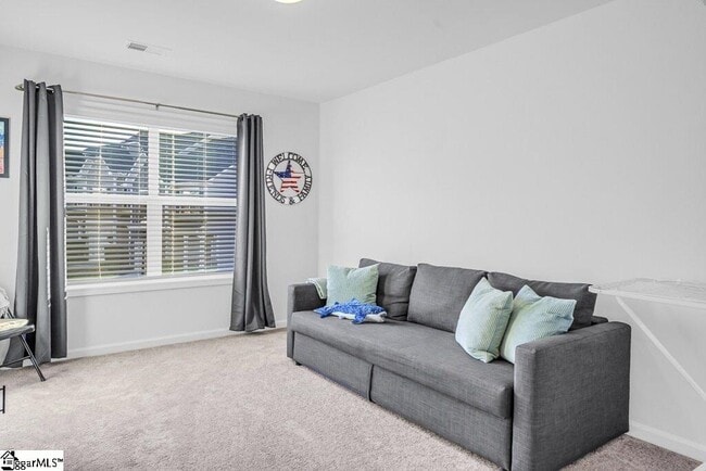 Building Photo - 329 Hartland Pl