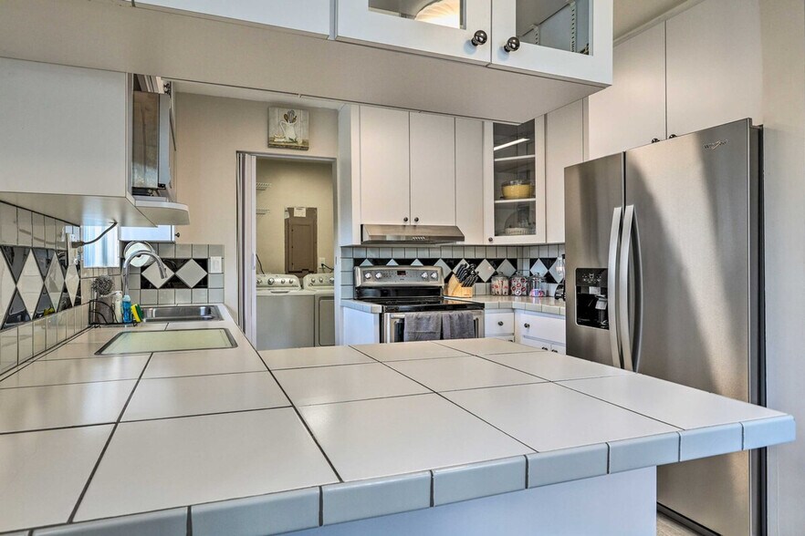 Building Photo - 19662 SW 120th Ave