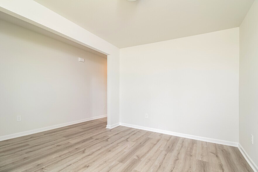 Building Photo - 210 Celebration Ave