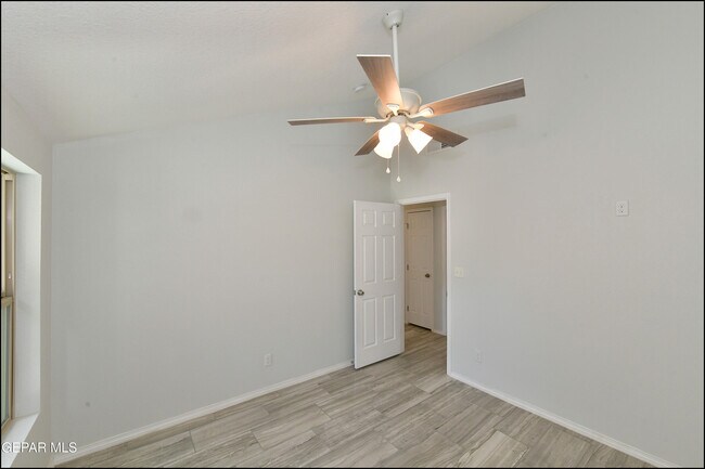 Building Photo - 4526 Monahans Dr