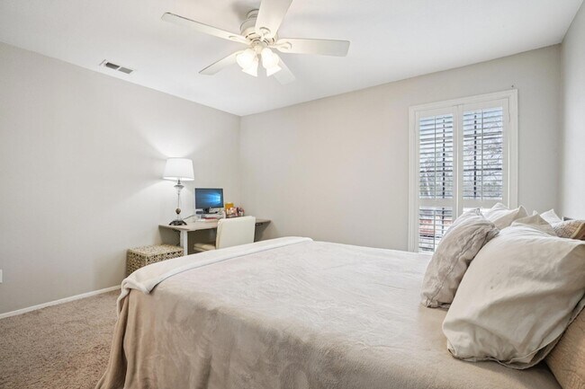 Building Photo - 4159 Steck Ave