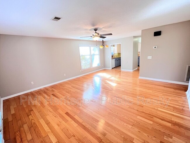 Building Photo - 57 Nantucket Dr