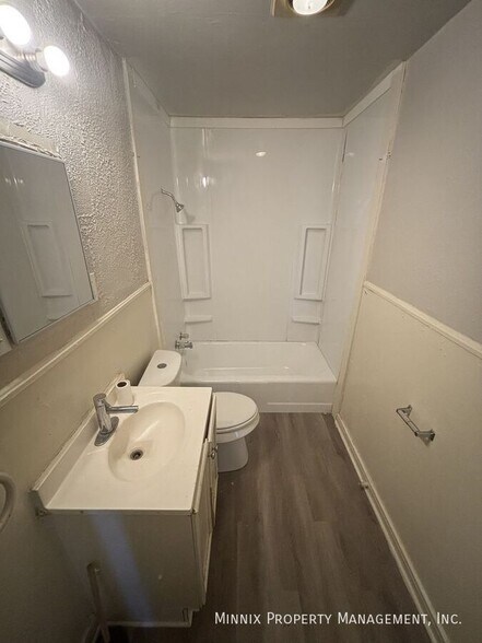 Building Photo - 2711 35th St