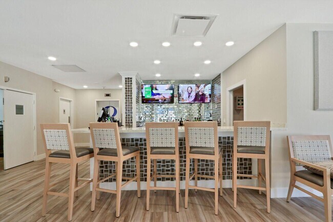 Building Photo - 4000 N Ocean Dr
