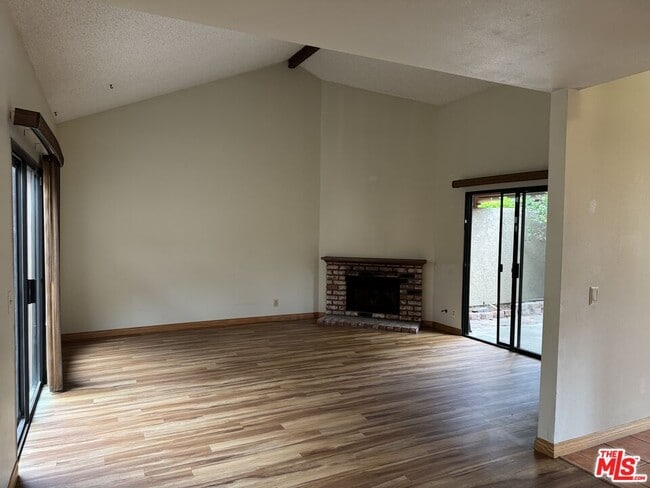 Building Photo - 3635 Via Pacifica Walk