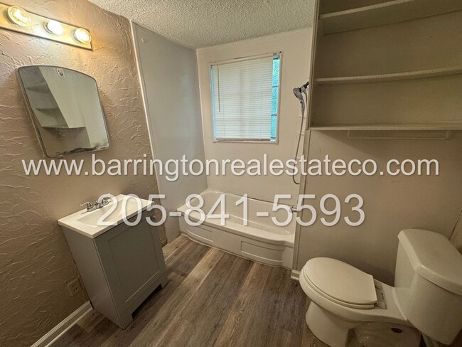 Building Photo - Hueytown