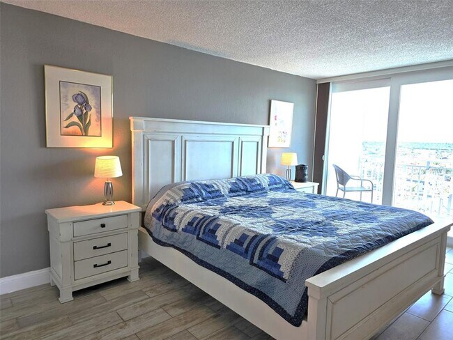 Building Photo - 17408 Gulf Blvd