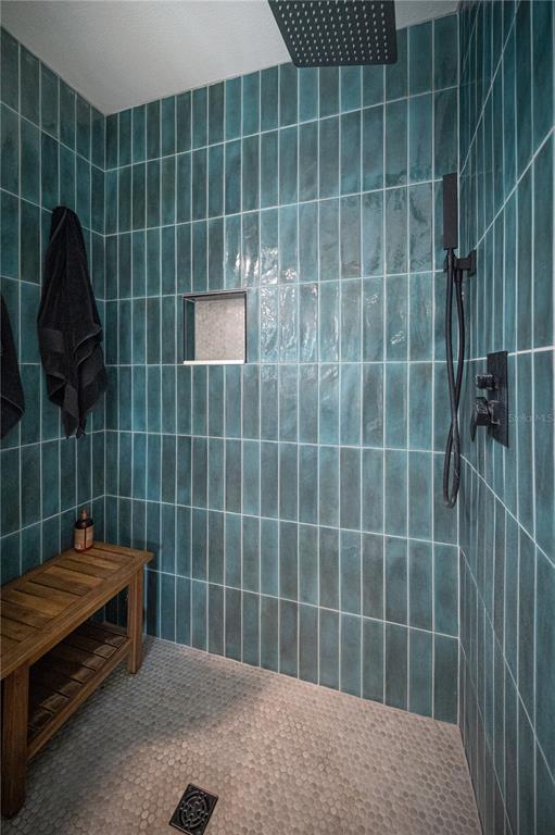 Building Photo - 1097 Eden Isle Blvd NE