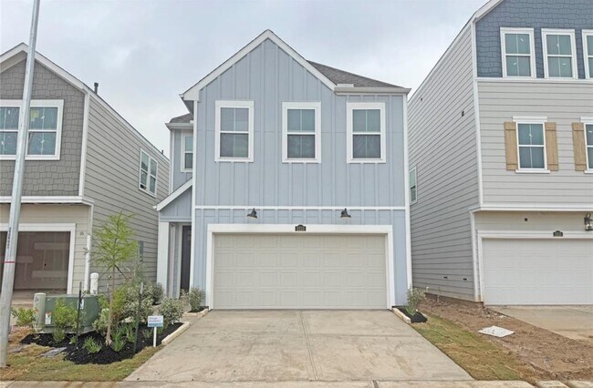 Primary Photo - 2213 Via Laura Ln