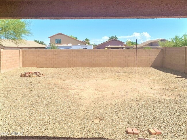 Building Photo - 6698 E Summerset Rd