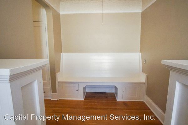 Building Photo - 2267 NW Glisan St