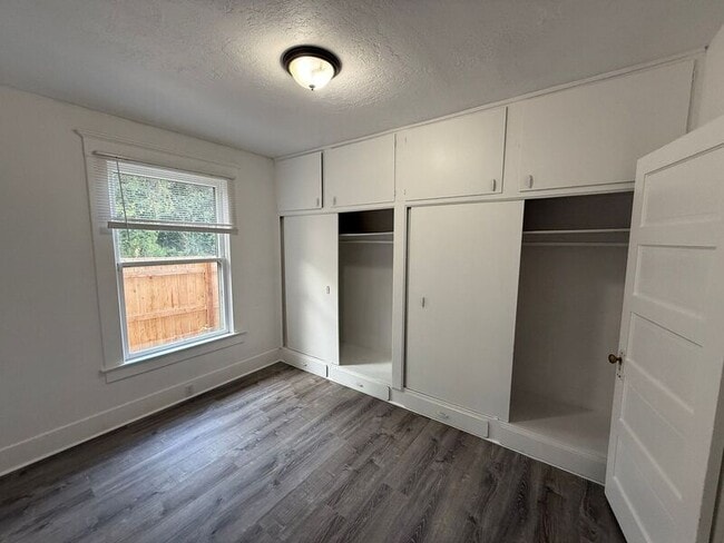 Building Photo - 2350 Marion St SE