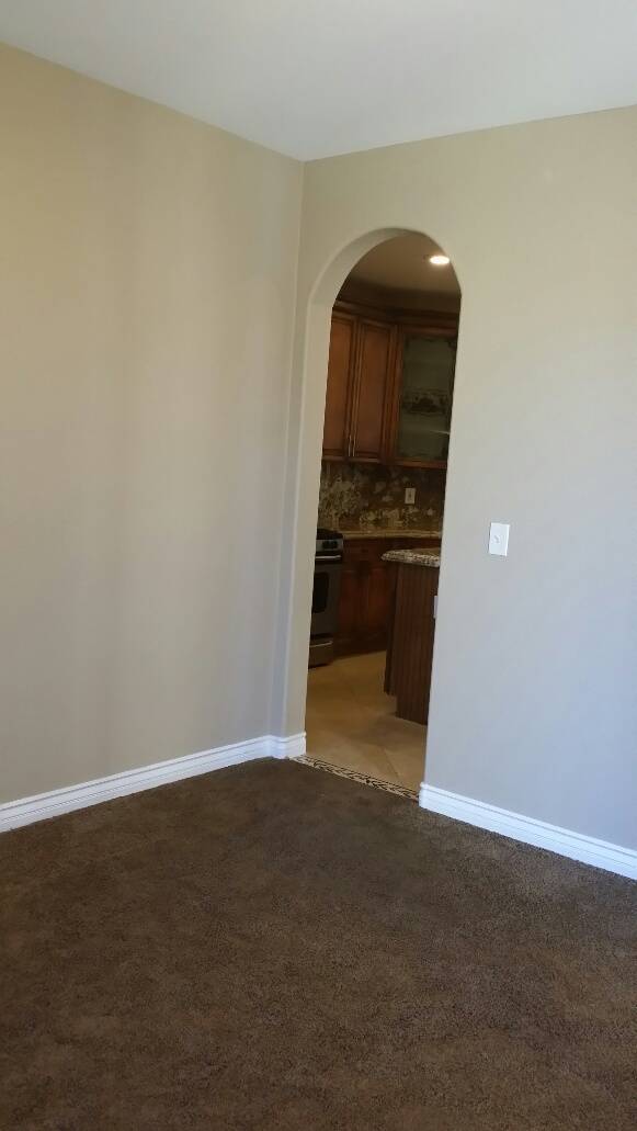 Building Photo - 828 Bussora Rose Dr