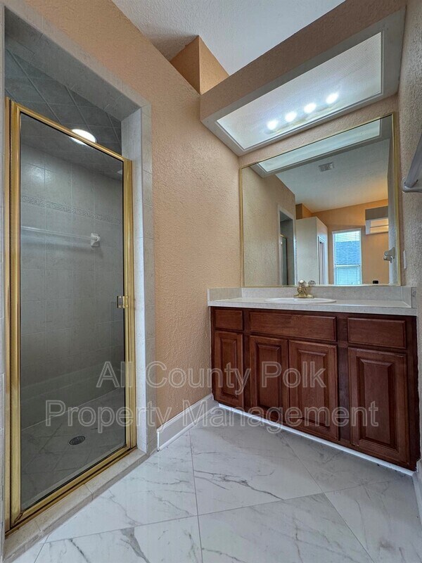 Building Photo - 2948 Vintage View Cir