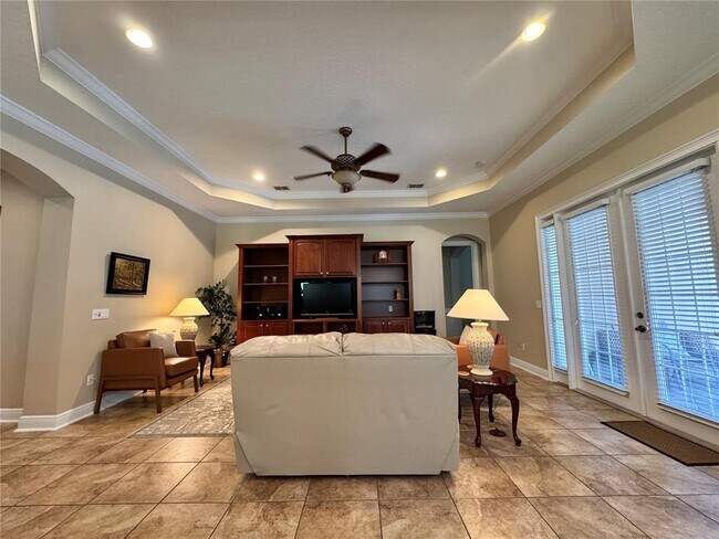 Building Photo - 3604 Simonton Pl