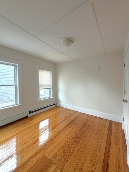 Building Photo - 94 Morrison Ave