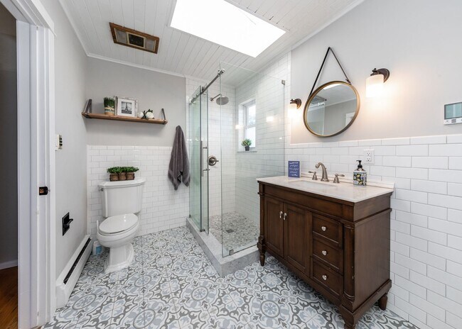 Building Photo - Cozy Home Centrally located Colorado Sprin...