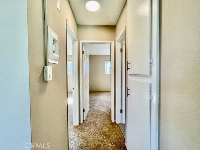 Building Photo - 815 N Rose Ave