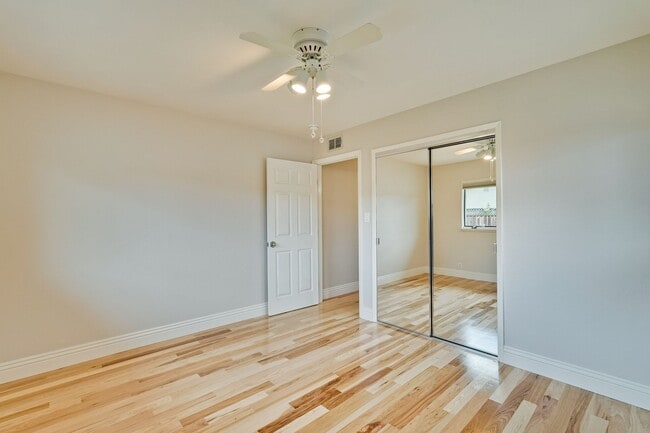 Building Photo - Fully Remodeled Single-Family Home Near Ap...