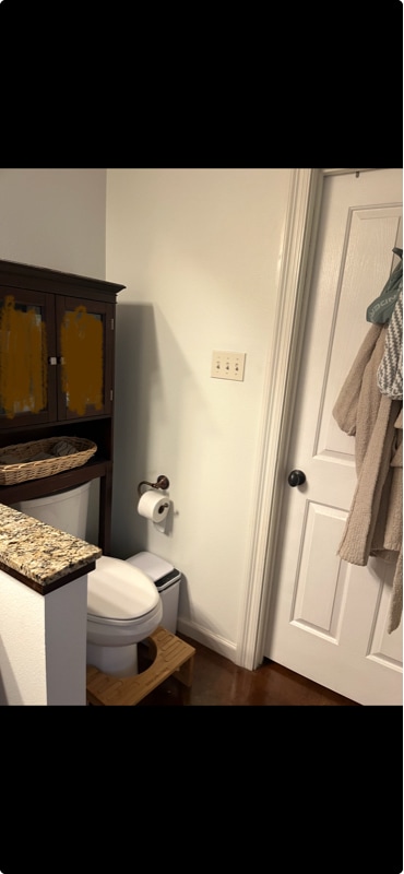 Building Photo - 41072 Kinkade Dr