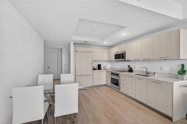 Building Photo - 55 SW 9th St