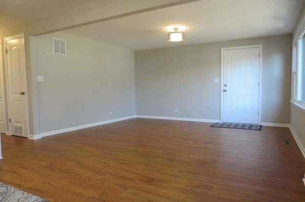 Building Photo - 327 Fairlawn Dr