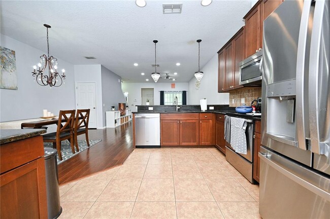 Building Photo - 12562 Streamdale Dr