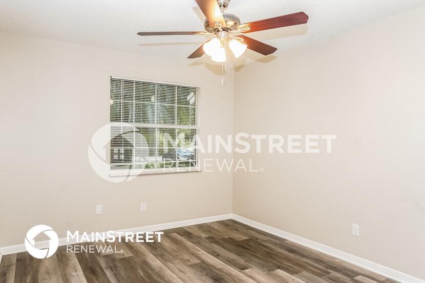 Building Photo - 6576 4th Ln